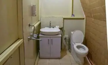 Kylo Resort Washroom